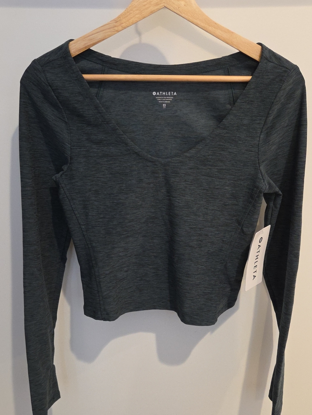 Athleta Forest Heather Long-Sleeve Scoopneck Crop Top